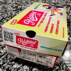 Skechers Relaxed Fit, Breatheasy Memory Foam Shoes